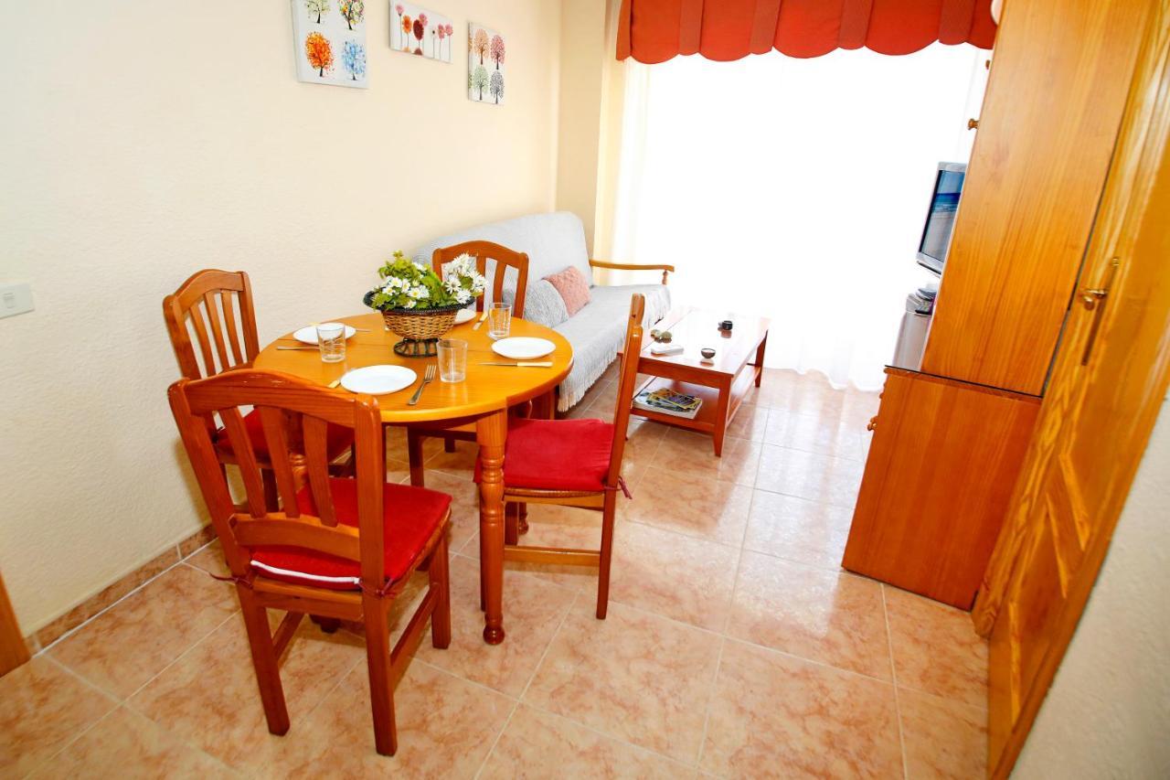 Apartamento A Pie De Playa Del Puerto De Mazarron. Buitenkant foto