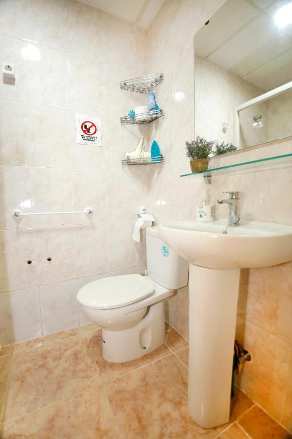 Apartamento A Pie De Playa Del Puerto De Mazarron. Buitenkant foto