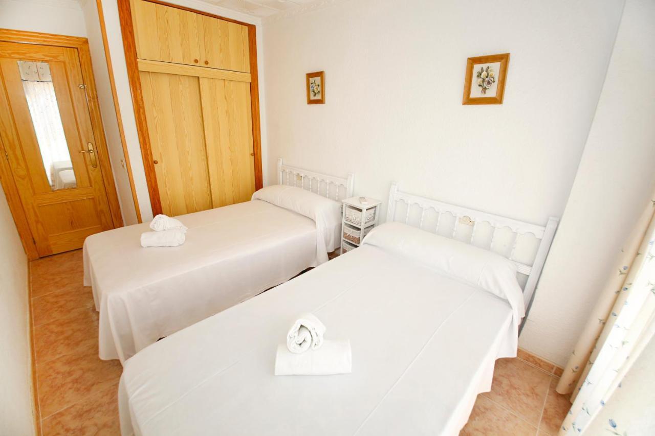 Apartamento A Pie De Playa Del Puerto De Mazarron. Buitenkant foto