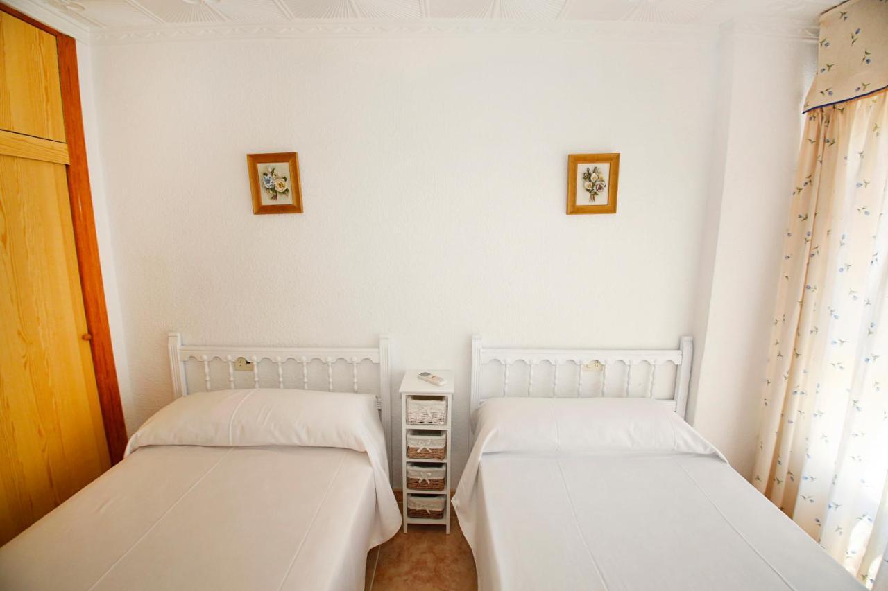 Apartamento A Pie De Playa Del Puerto De Mazarron. Buitenkant foto