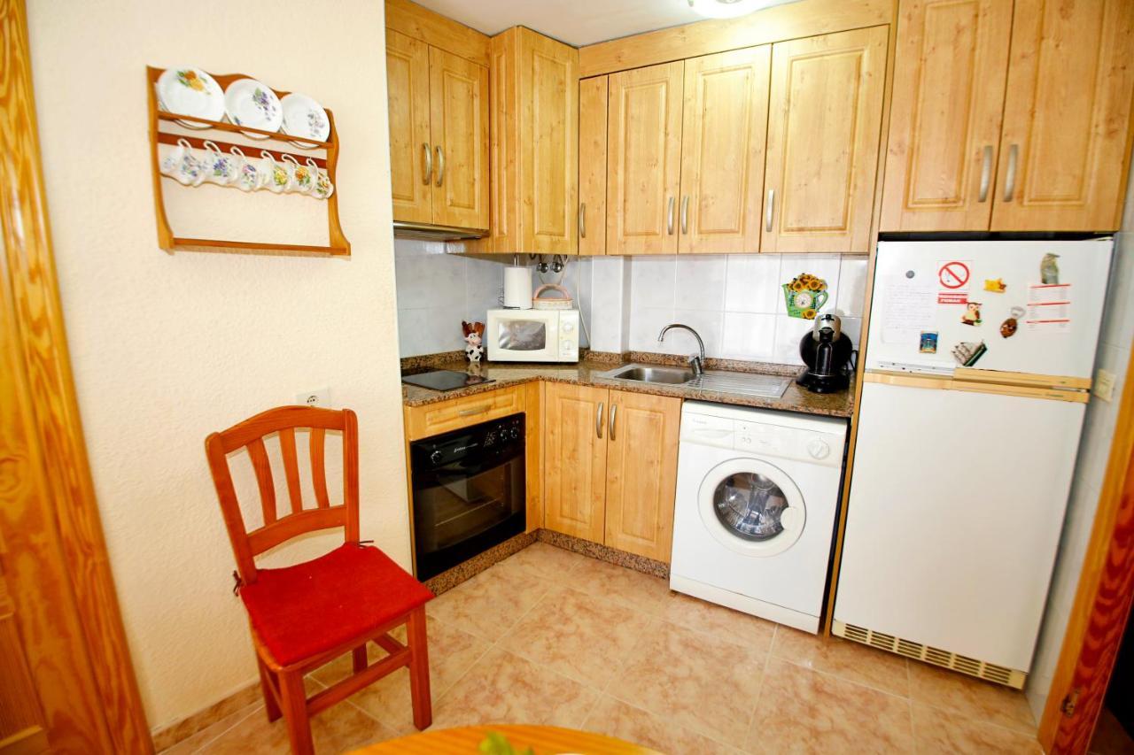 Apartamento A Pie De Playa Del Puerto De Mazarron. Buitenkant foto